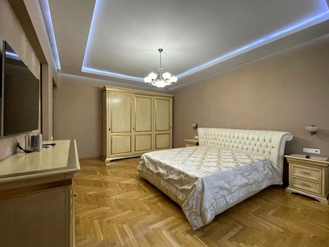 квартира за адресою Дмитра Яворницького просп. (Карла Маркса), 96