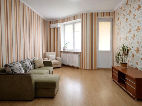 квартира за адресою Володимира Івасюка просп. (Героїв Сталінграду), 6