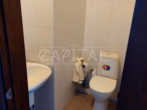 комерційна за адресою Жулянська вул., 5