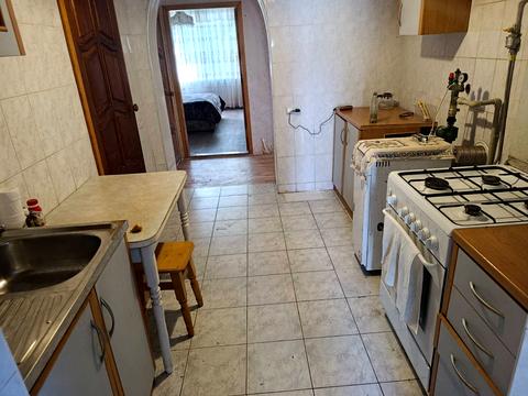 дом по адресу Буда-Варовицька