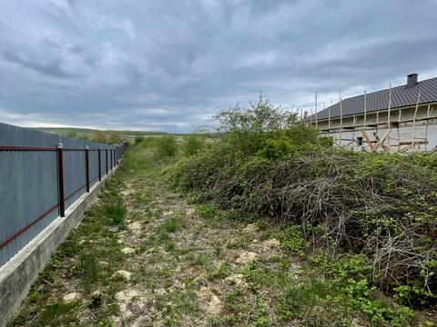 1863062112102367