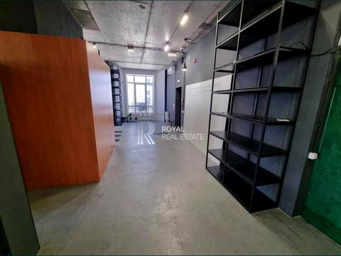 1863062204552344