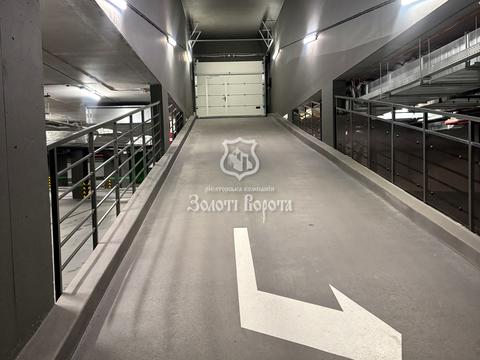 квартира за адресою Набережно-Хрещатицька вул., 21