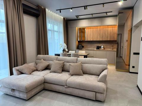 будинок за адресою Патона