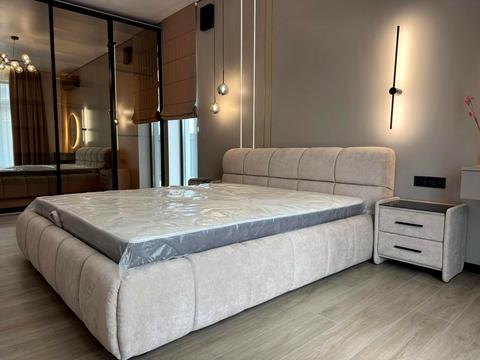 будинок за адресою Патона