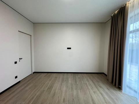 будинок за адресою Патона