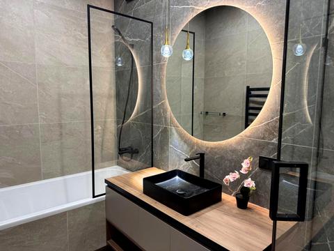 будинок за адресою Патона