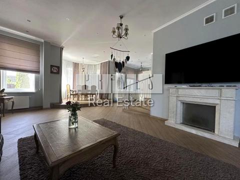 будинок за адресою Валова вул.