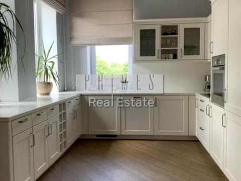 будинок за адресою Валова вул.