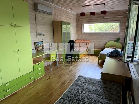 дом по адресу  ул.