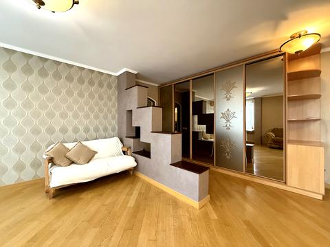 квартира за адресою Оноре де Бальзака вул., 6