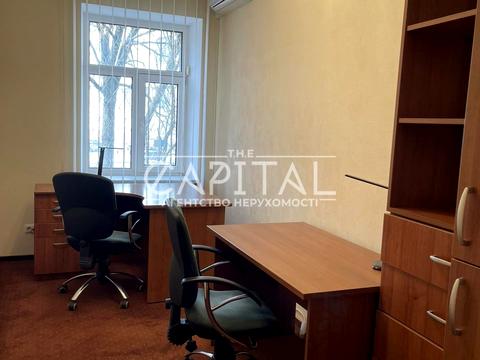 комерційна за адресою Гончарна вул., 12