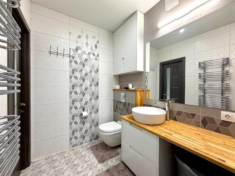 квартира по адресу Шкільна ул., 5