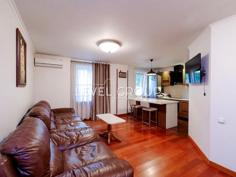 квартира за адресою Менделєєва вул., 12