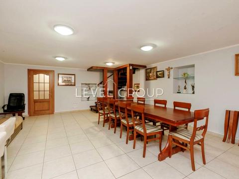 квартира за адресою Менделєєва вул., 12