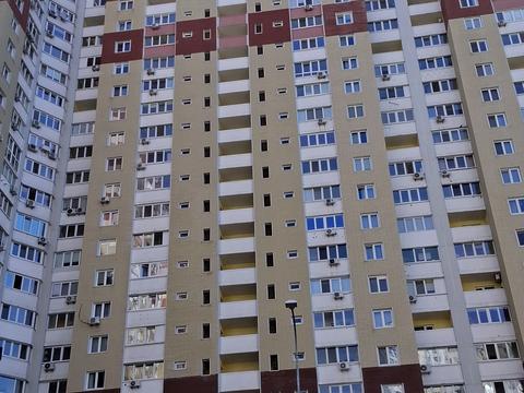 квартира по адресу Академика Глушкова просп., 9-Є