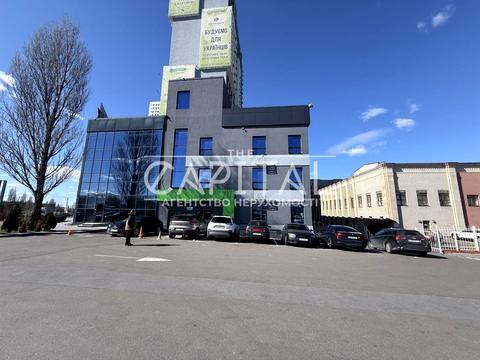 коммерческая по адресу Миколы Бажана просп., 17-А