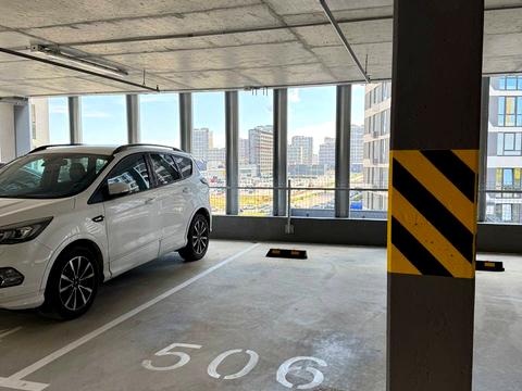 паркомісце за адресою Олександра Олеся вул., 27-А