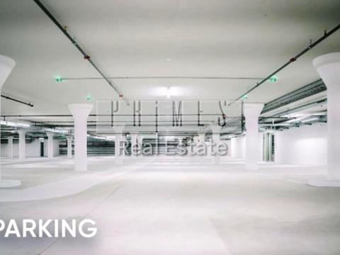 паркомісце за адресою Старонаводницька вул., 42-44