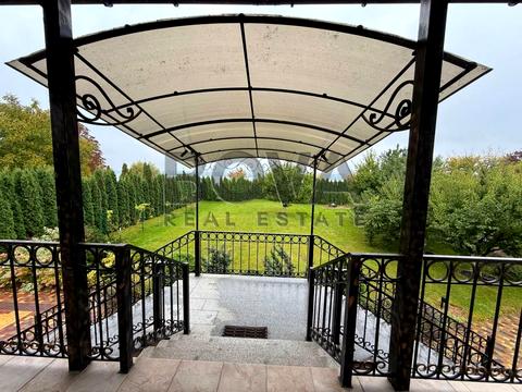 будинок за адресою 95-та Садова вул.