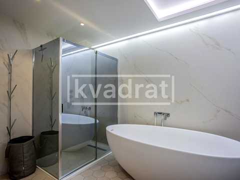квартира за адресою Регенераторна вул., 4 к10