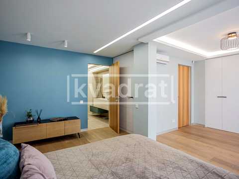 квартира за адресою Регенераторна вул., 4 к10