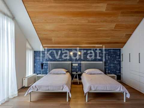 квартира за адресою Регенераторна вул., 4 к10