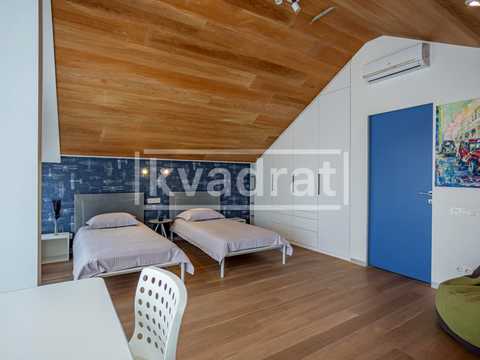 квартира за адресою Регенераторна вул., 4 к10