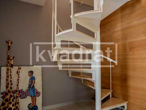 квартира за адресою Регенераторна вул., 4 к10