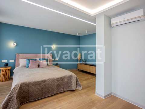 квартира за адресою Регенераторна вул., 4 к10