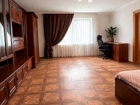 квартира по адресу Молодіжна ул., 15/1