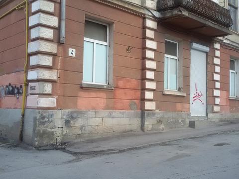 комерційна за адресою Юліана Опільського вул., 4