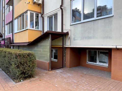 комерційна за адресою Молодіжна вул. (Піонерська), 28