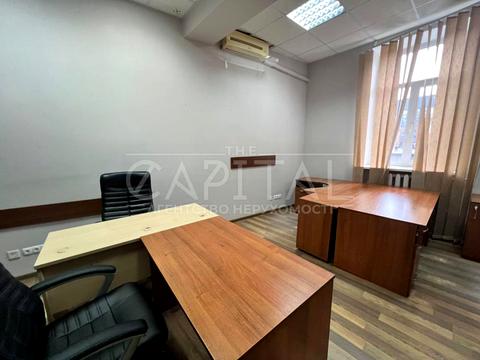 комерційна за адресою Київ, Жилянська вул., 43-Б