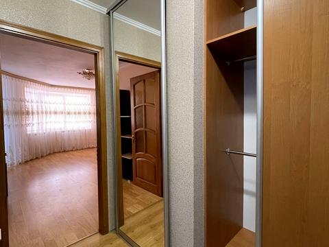 квартира за адресою Коновальця вул., 3