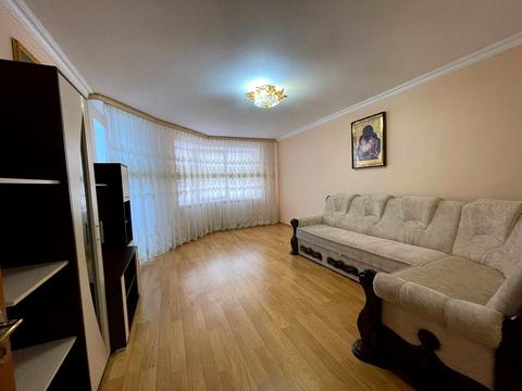 квартира за адресою Коновальця вул., 3