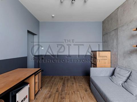 будинок за адресою Лютнева вул.