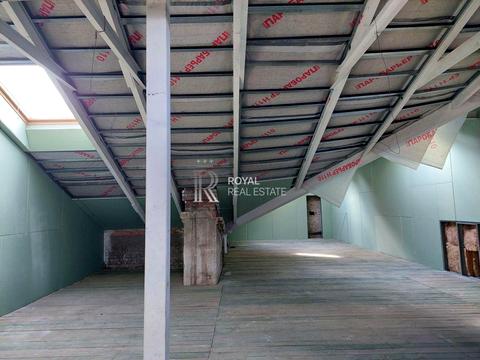 комерційна за адресою Хрещатик вул. (Kreschatic), 21