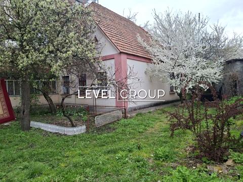 будинок за адресою Київ, Августина Волошина вул. (Ярослава Галана)