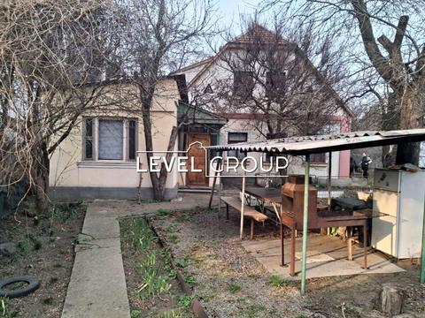 будинок за адресою Київ, Августина Волошина вул. (Ярослава Галана)