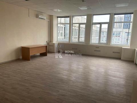 комерційна за адресою Митрополита Василя Липківського вул. (Урицького), 45