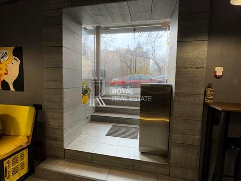 комерційна за адресою Олеся Гончара вул., 65-А