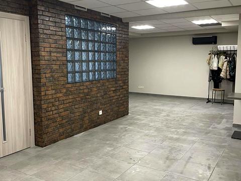 коммерческая по адресу Українська ул., 83б, корп.6-9