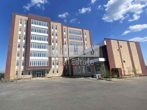 комерційна за адресою Лугова вул., 13-Ж