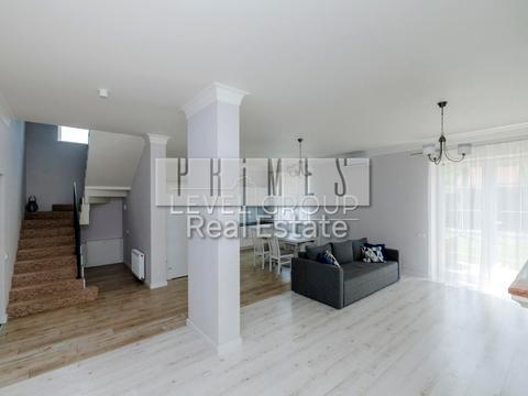 будинок за адресою Лобановського вул.