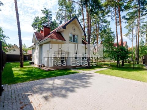 будинок за адресою Лобановського вул.