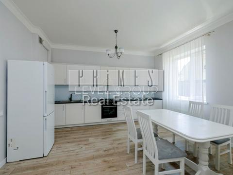 будинок за адресою Лобановського вул.