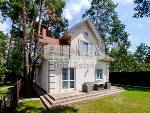 будинок за адресою Лобановського вул.