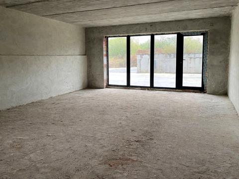 комерційна за адресою Загадкова вул., 9