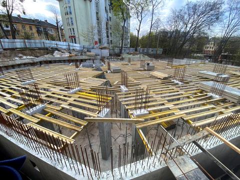комерційна за адресою Пасічна вул., 39б